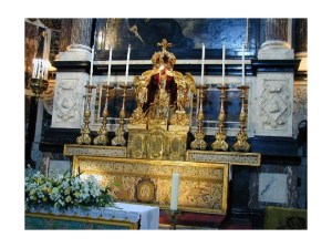 1451110-High_Altar_Antwerp